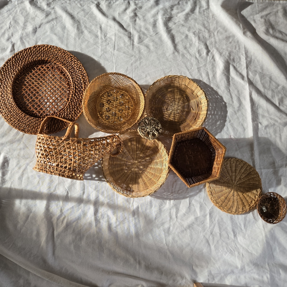 Set of Woven Baskets in Natural Tones